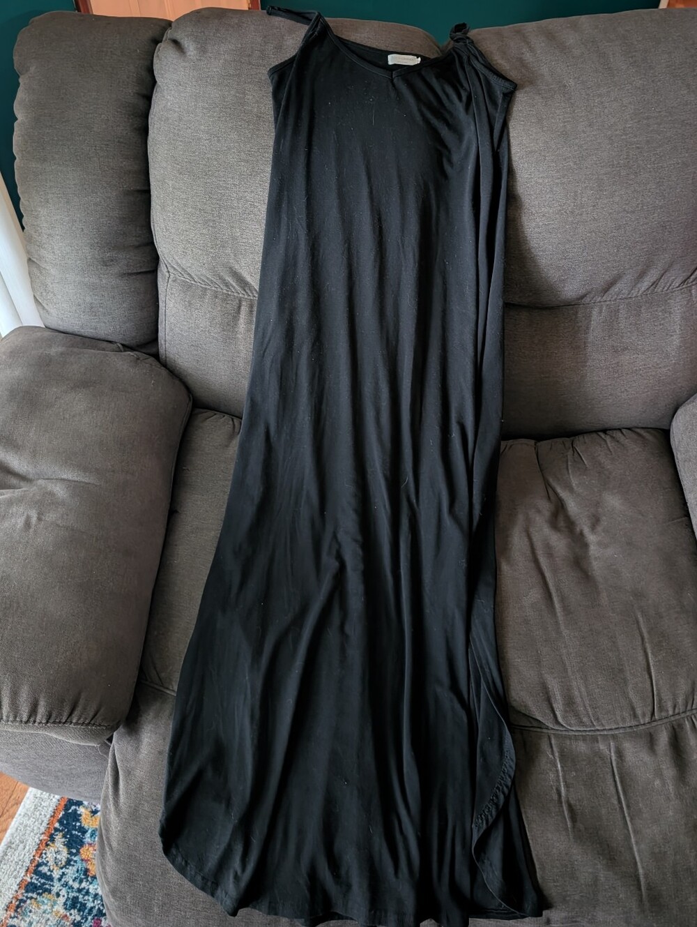 Black Women's Maxi Skirt - Classic Lightweight Design